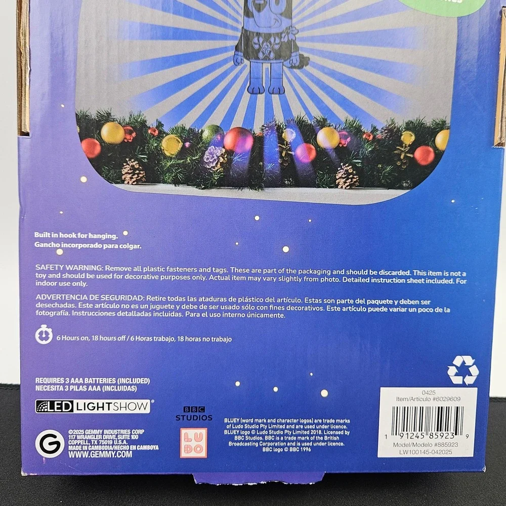 Bluey‎ Radiant Shadows LED Light Show Christmas Decoration Wall Hanging